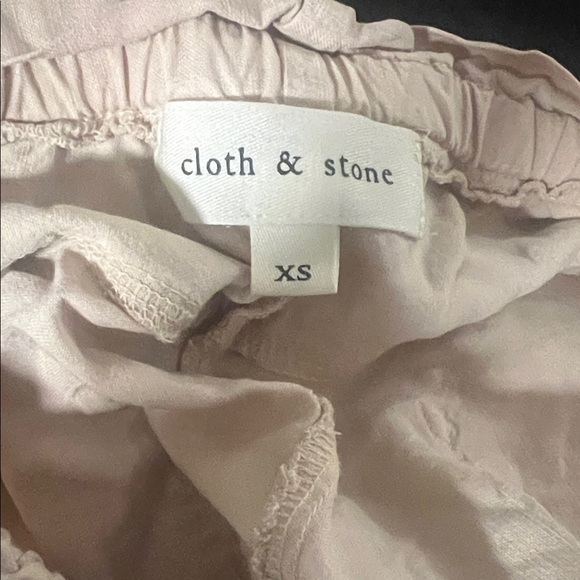 Cloth & Stone High Waist Tan Shorts - Picture 4 of 4